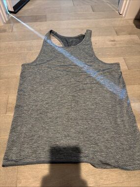 Uniqlo Gray Racerback Tank Top